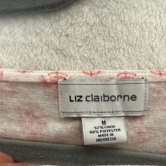 Liz Claiborne Red and White Patterned Blouse - Picture 7 of 10
